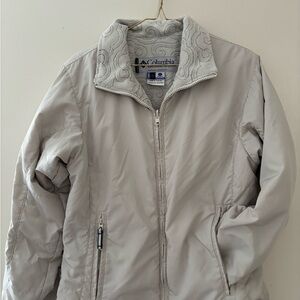 Columbia Women's Light Gray Ski Jacket